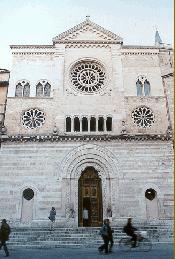 Facciata minore della cattedrale di Foligno (sec. XIII)